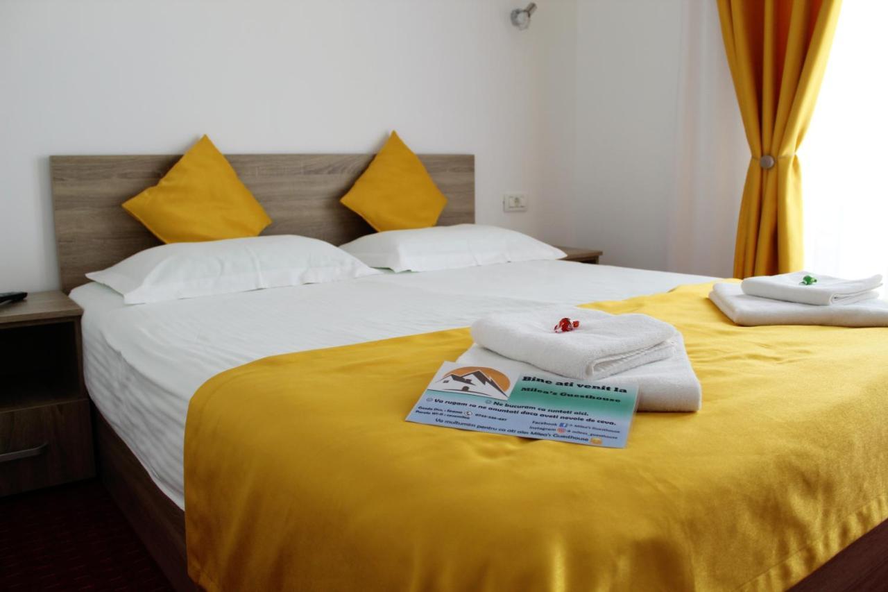 Milea'S Guesthouse ブラン エクステリア 写真