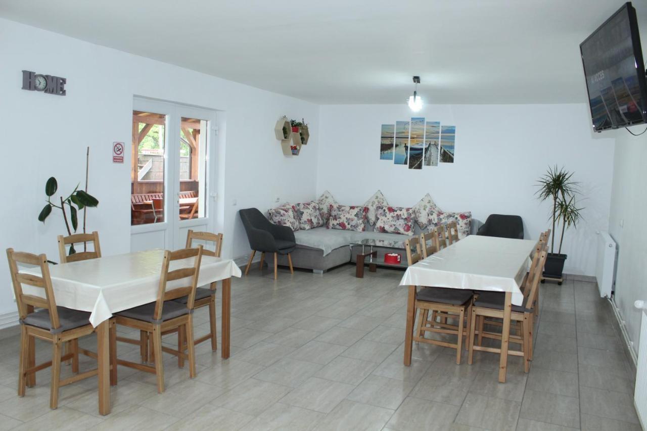 Milea'S Guesthouse ブラン エクステリア 写真