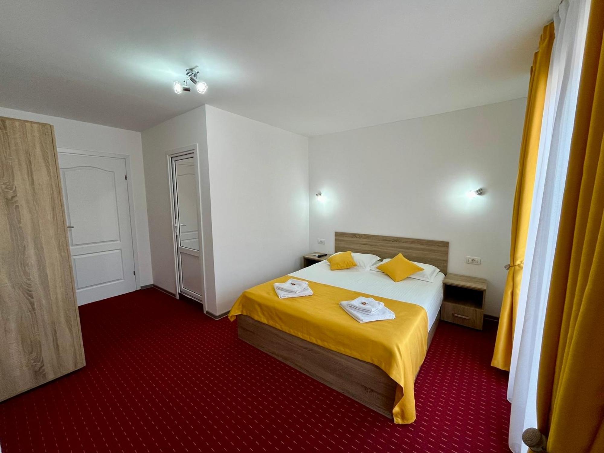 Milea'S Guesthouse ブラン エクステリア 写真