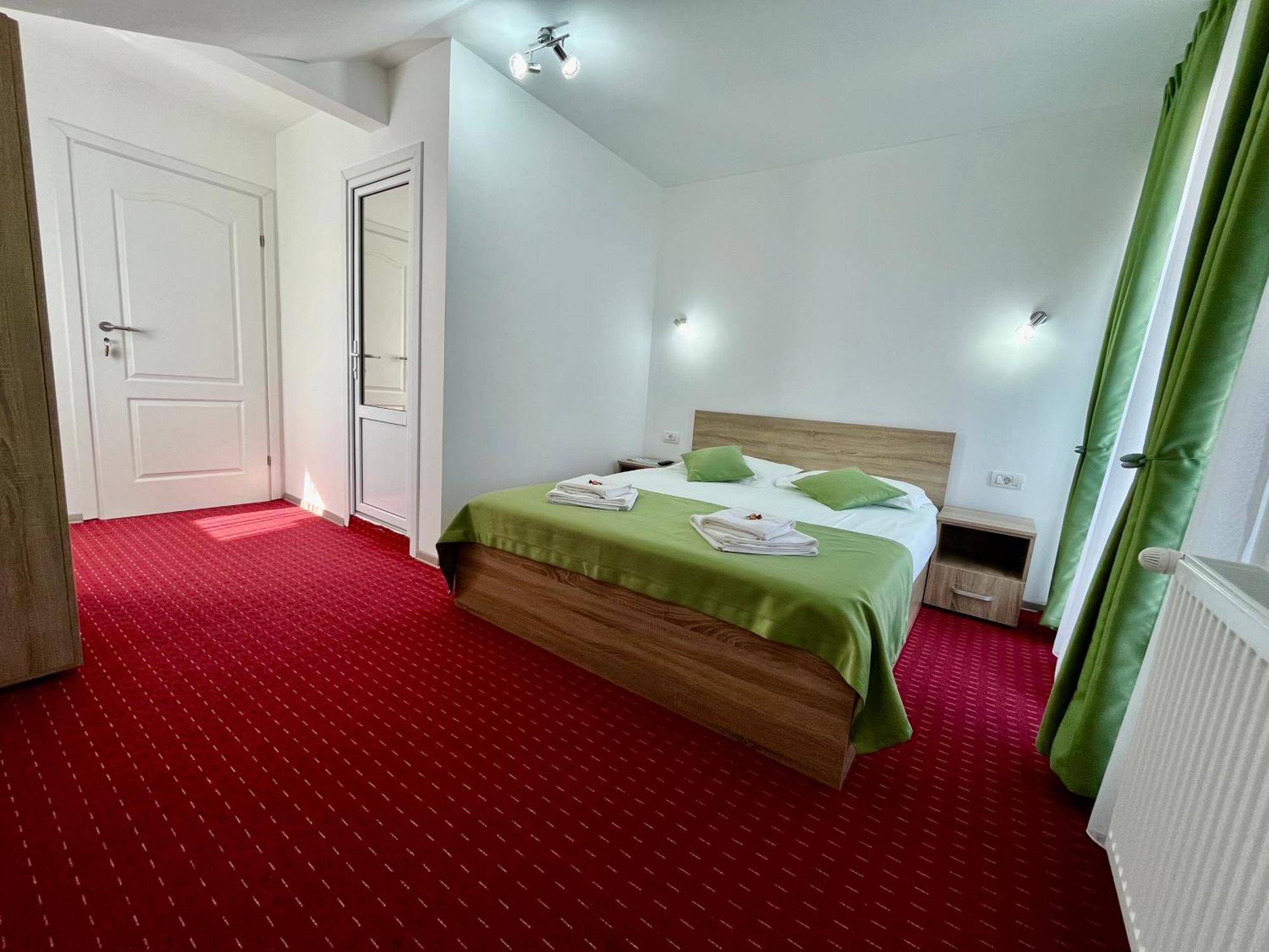 Milea'S Guesthouse ブラン エクステリア 写真